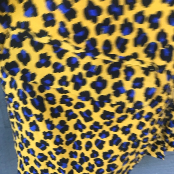 Silk and Salt Yellow Leopard print jacket. NWT size M - Picture 4 of 6